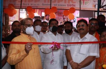 Hon. Eknath Shinde Saheb, Shri. Naresh Maske and Hon. MP's and MLA's at the Opening Ceremony of Vandaniya Balasaheb Thakrey Aapla Dawakhana