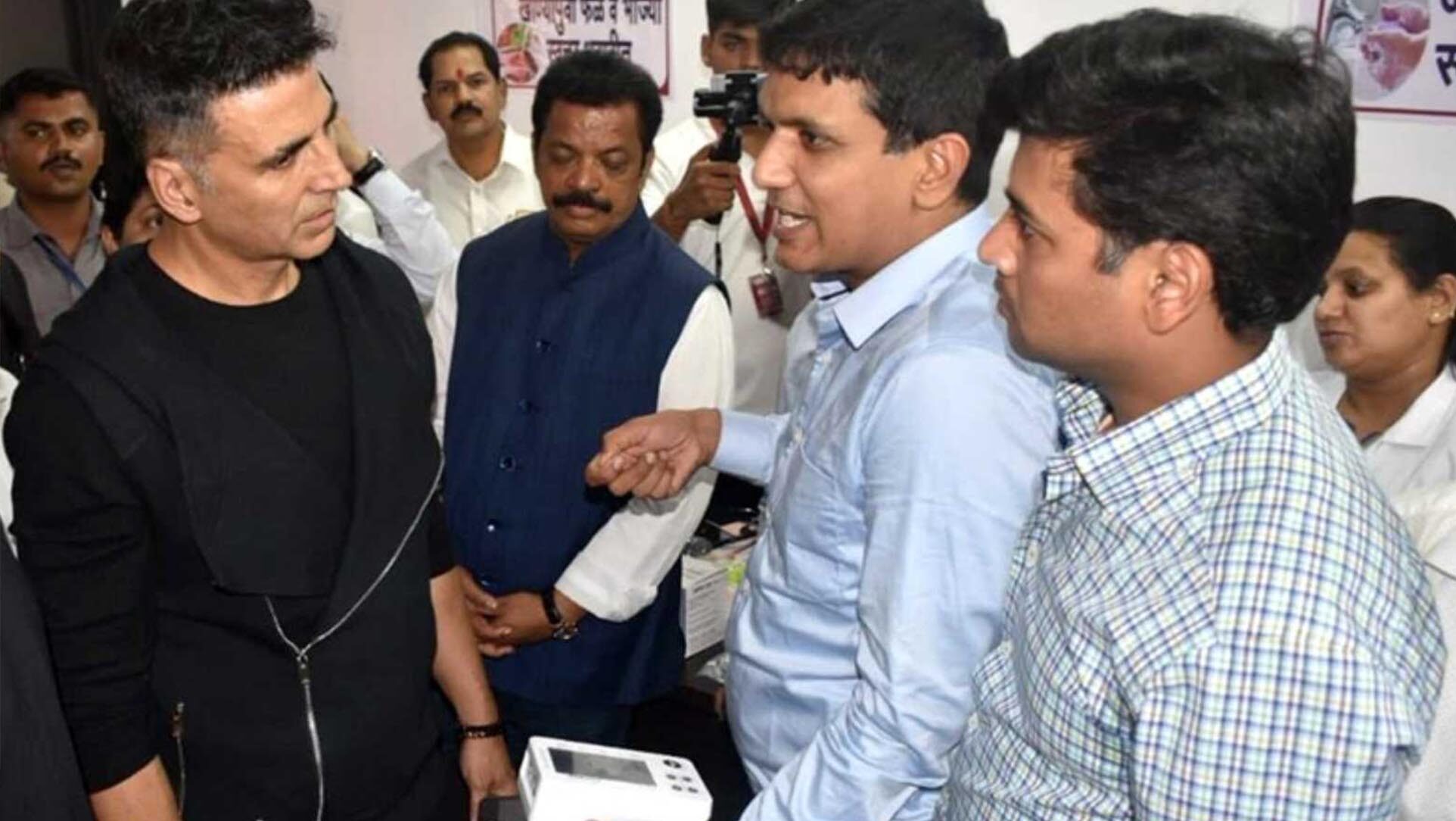 Vandaniya Balasaheb Thakrey Aapla Dawakhana Eknath Shinde Medongo Jansankalp a1